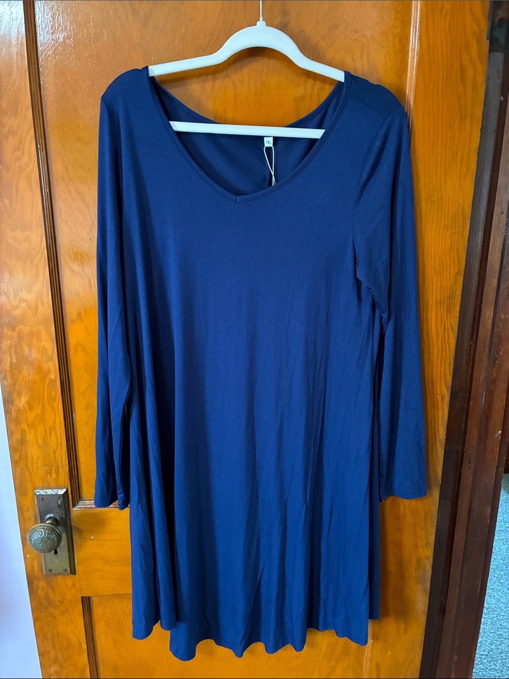 ❤️ 2/$10 - NWT Navy V-Neck Long Sleeve Swing Dress
